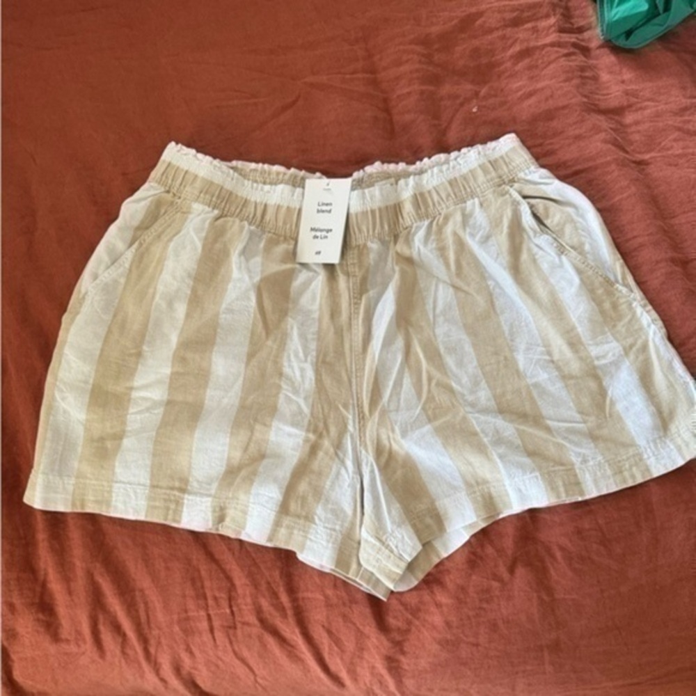 H&M linen shorts